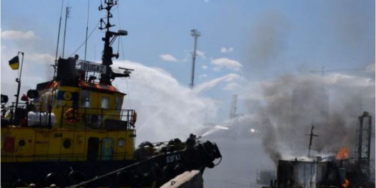 Forcat ruse godasin tjetër port pas Odesës. A rrezikohet transporti i grurit?