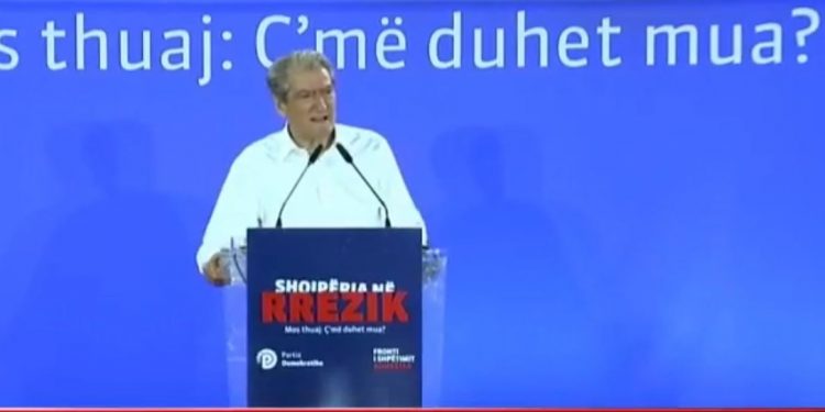 Berisha thirrje BE-së: Hapni negociatat, shqiptarët do t’i thonë jo “Ballkanit të Hapur”