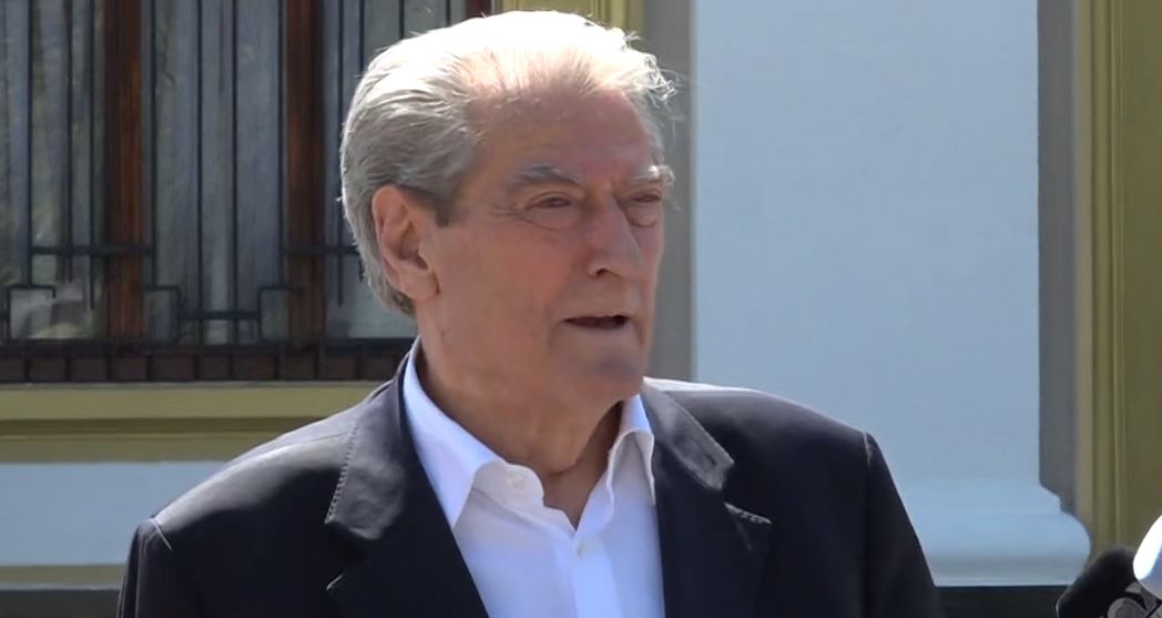 Berisha: Propozimi i Ramës për bazën e NATO-s megaskandal! Kërkon të mbulojë aferën e portit të Durrësit