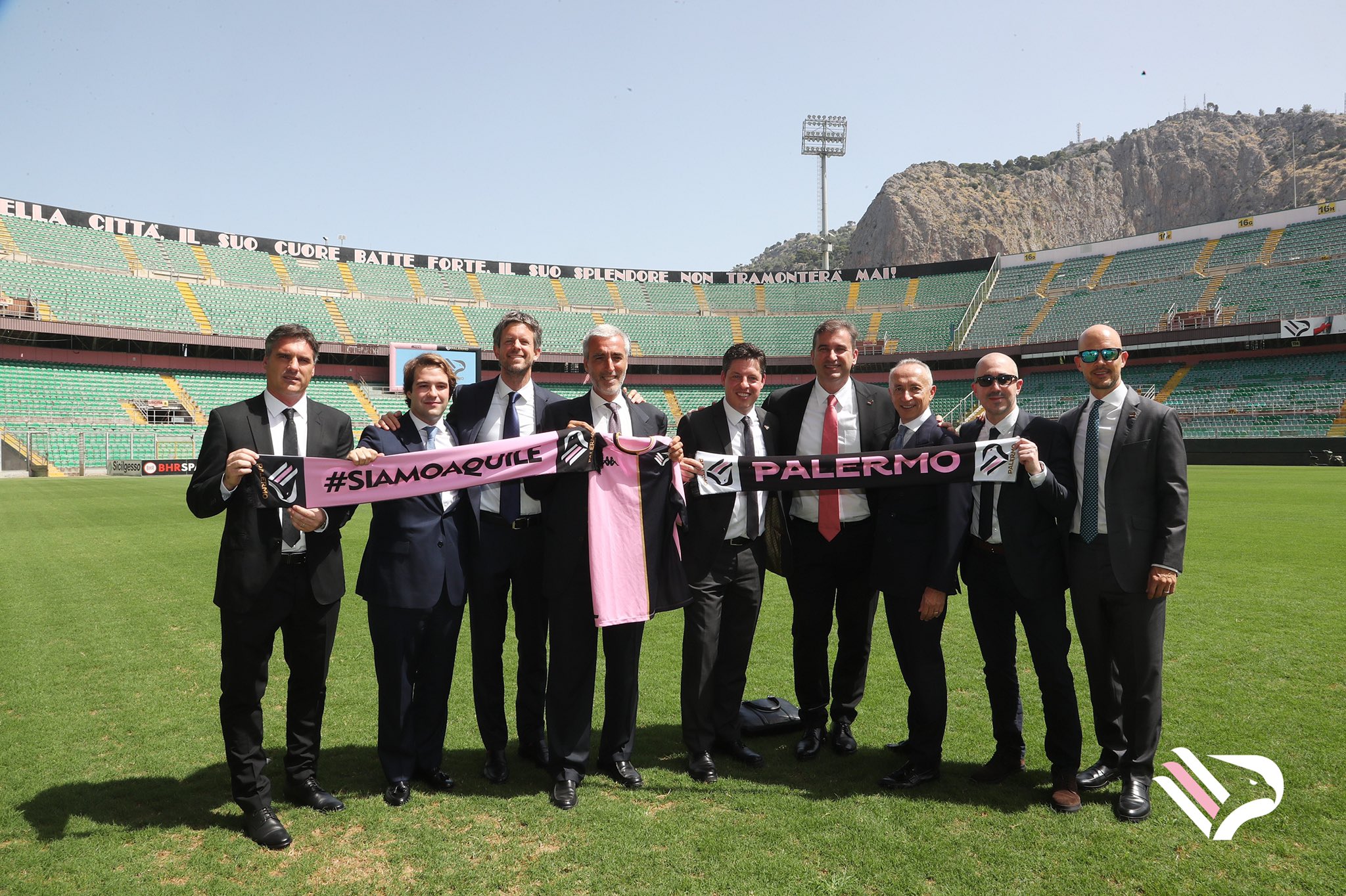 Sheiku i Mançester Sitit bëhet pronar i ri i ekipit të Palermos