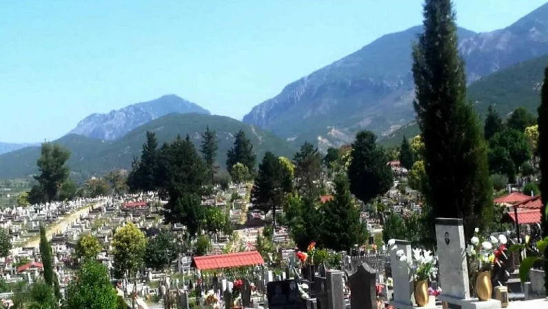 50 mijë lekë për një varr! Operacioni në Tiranë, në pranga drejtori i varrezave të Tufinës