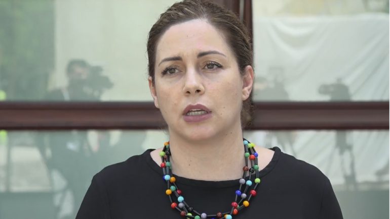 Mblidhet Këshilli për Rregulloren, do të vendoset për mandatin e Olta Xhaçkës