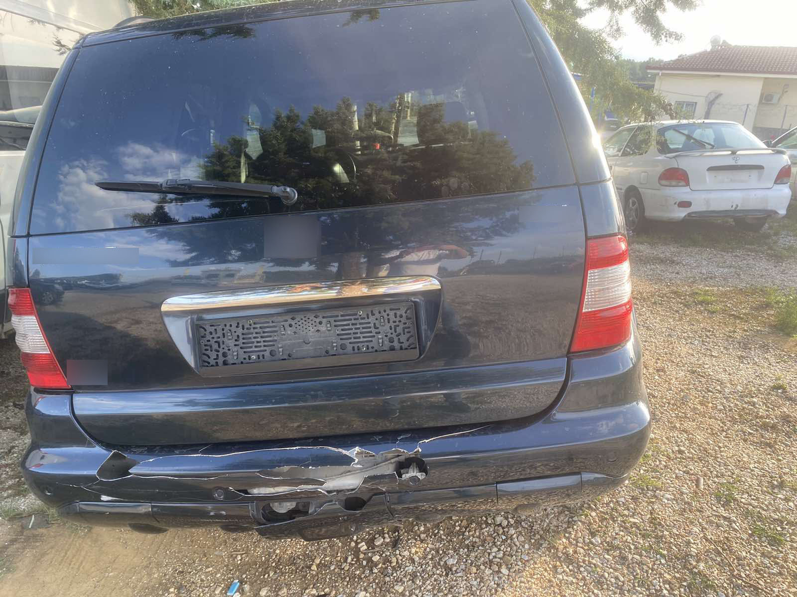 “Fast and Furious” në kufirin greko-shqiptar/ Trafikantët e drogës përplasen me policinë, sekuestrohen 31 kg marijuanë