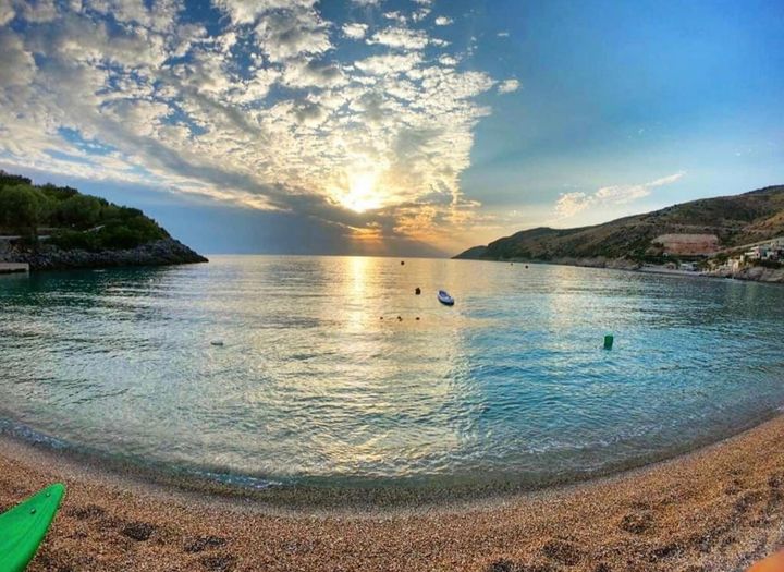 “Ndryshimet e mëdha fillojnë me të rinjtë”, Meta: Nesër nisim Kampin në Jalë!