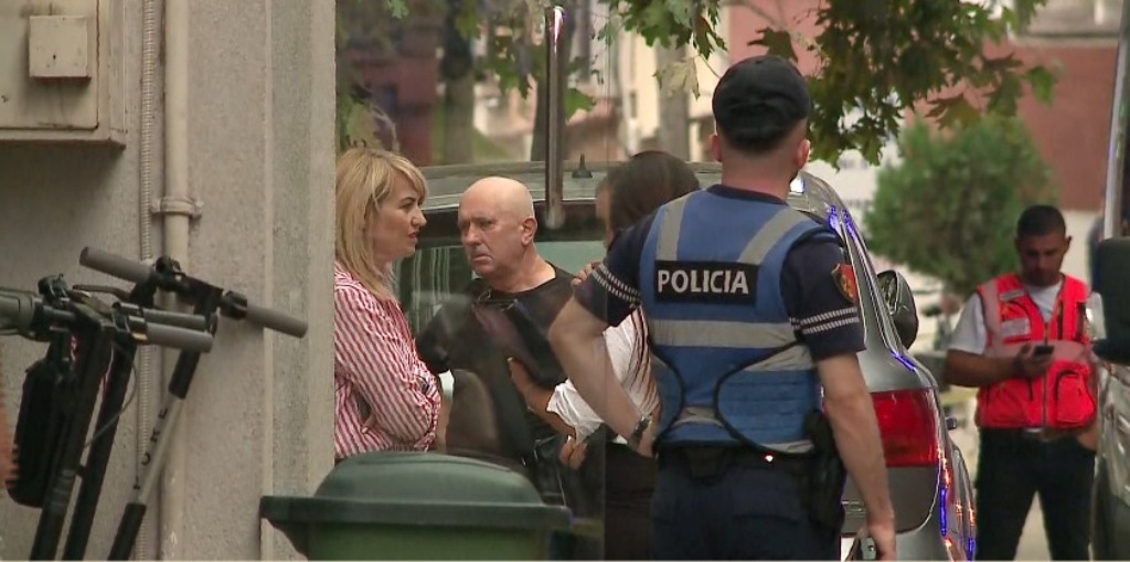 Vëllai vrau vëllanë dhe kunatën në Tiranë, këta janë viktimat dhe autori