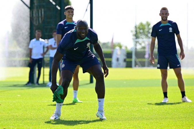 6 ndeshje jashtë, Lukaku i dëmtuar bën me dhimbje koke Inzaghi-n