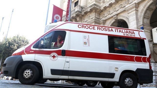 Po rrinte në dritare, fëmija 3 vjeç në Itali goditet nga plumbi i armës së rojes