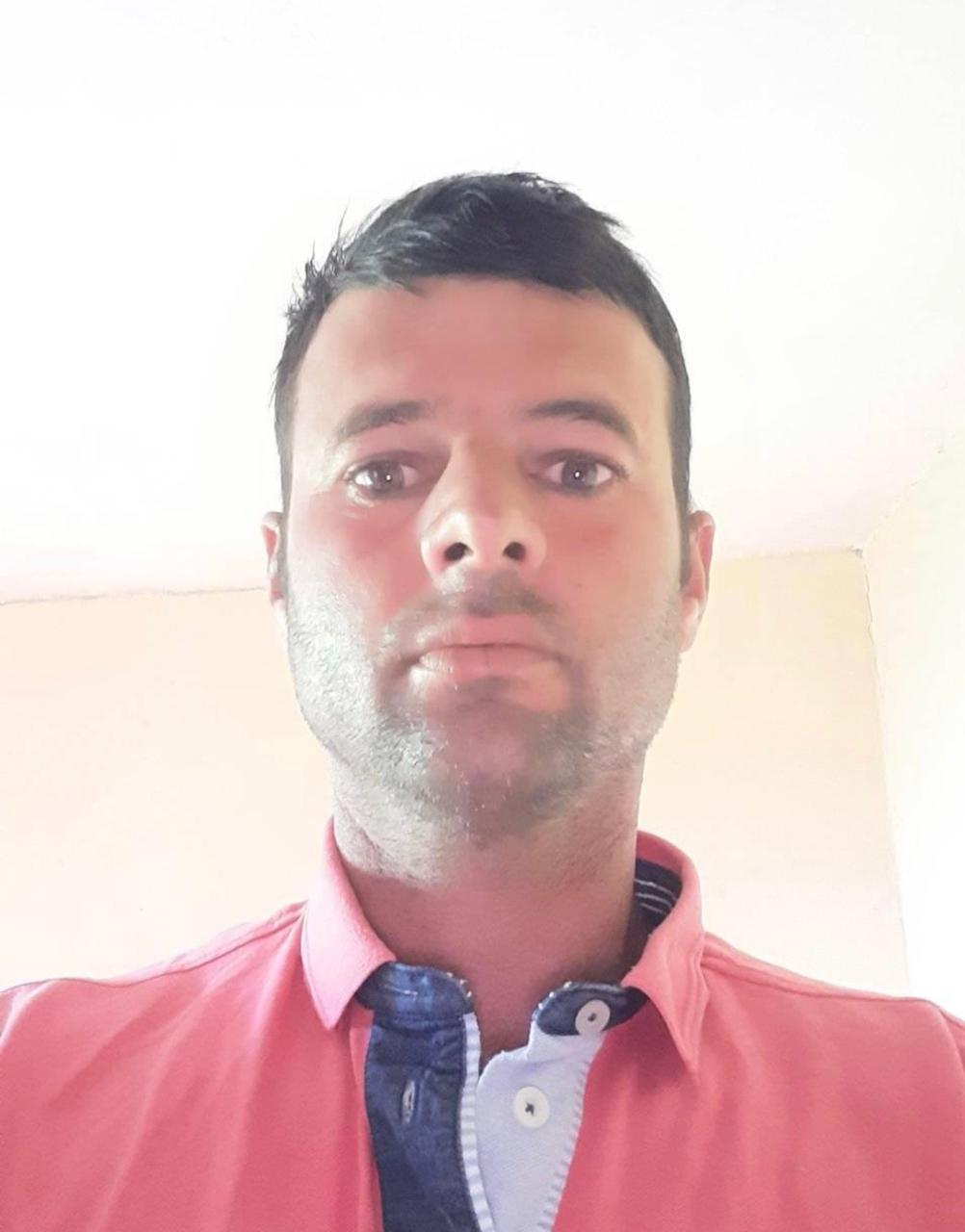 Vrau babanë me sende të forta, arrestohet 37-vjeçari