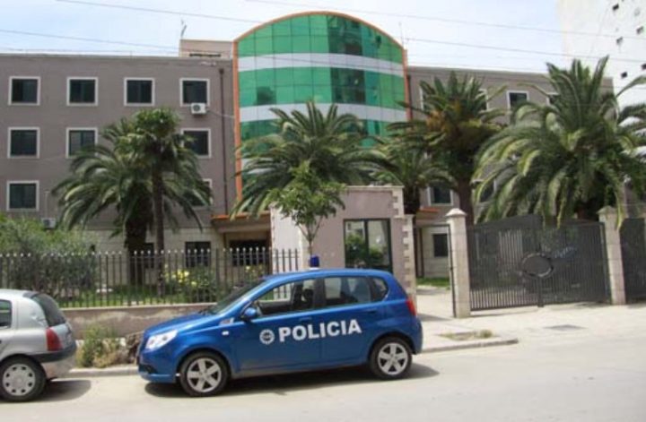 Motra denoncon në polici humbjen e vëllait 51 vjeç nga Durrësi