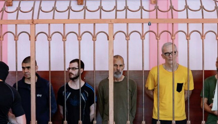 Luftuan kundër rusëve, gjykata e Donjetsk dënon 5 shtetas të huaj, 3 me vdekje