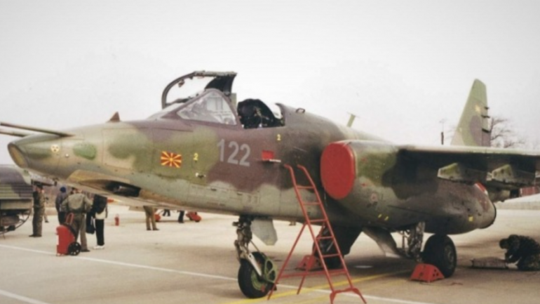 Maqedonia e Veriut do të furnizojë Ukrainën me tanke dhe aeroplanë