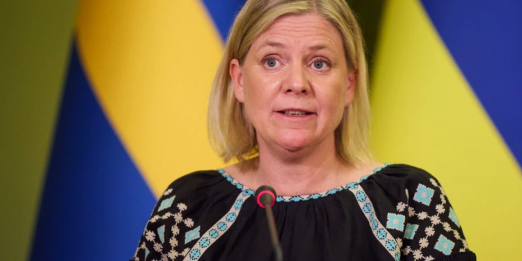 Suedia me ndihmë të re ushtarake për Ukrainën