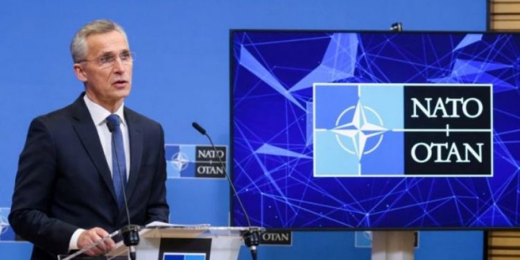 Shefi i NATO-s takohet me Kurtin dhe Vuçiçin javën e ardhshme në Bruksel