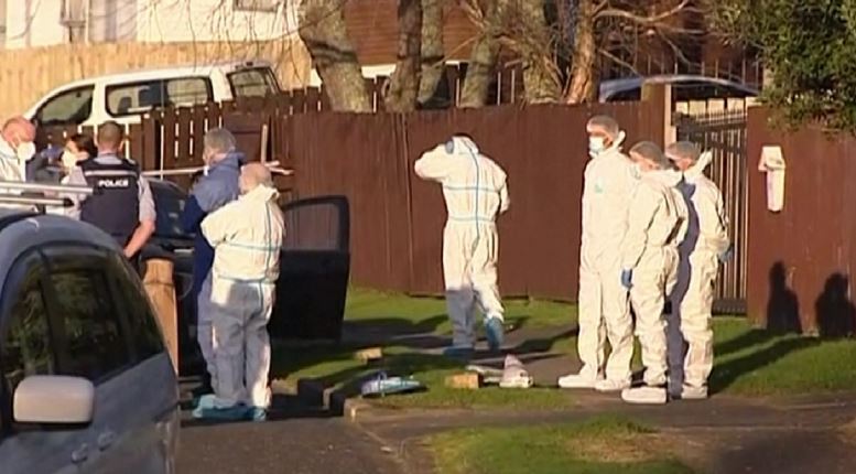 Familja nga Zelanda e Re blen dy valixhe në ankand, gjenden eshtrat e 2 fëmijëve