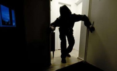 “Namin” me vjedhje të banesave në Tiranë, arrestohet skifteri, në kërkim bashkëpunëtori