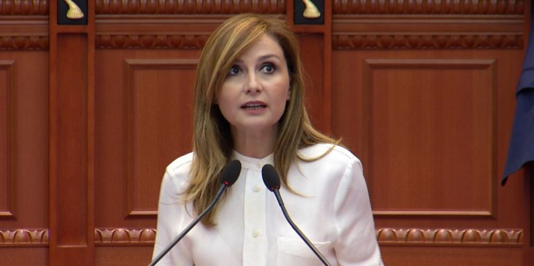 “40 mln euro taksa të mbledhura për shkolla e kopshte”, Tabaku akuza qeverisë: Një katrahurë që kutërbon korrupsion dhe paaftësi