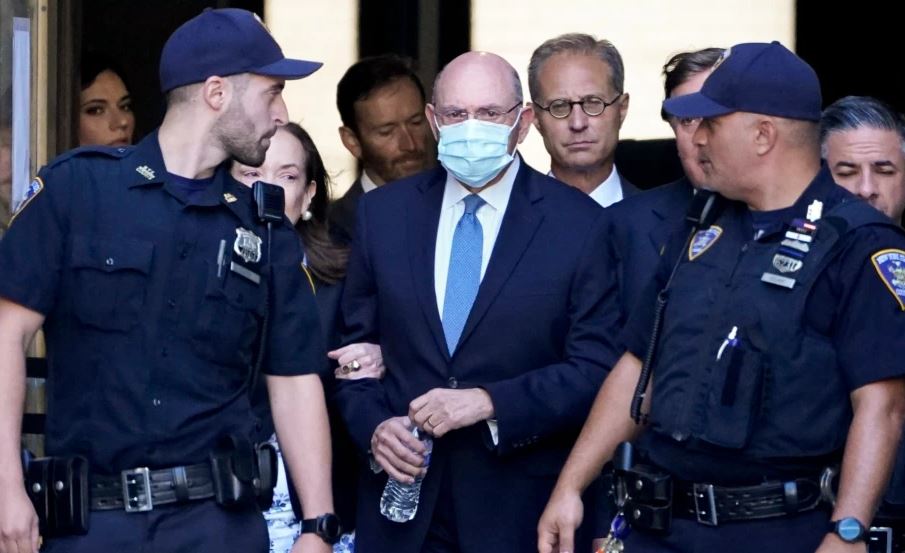 Zyrtari kryesor financiar i kompanisë së Donald Trumpit, pranon fajësinë për mospagim taksash