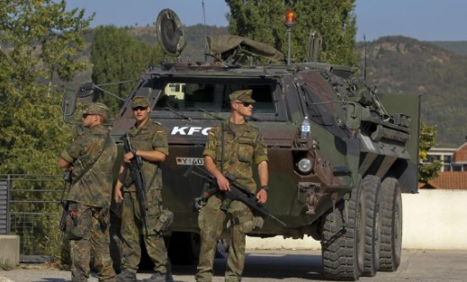 Pas ‘dështimit’ për një marrëveshje në Bruksel, trupat e KFOR-it shtojnë patrullimet