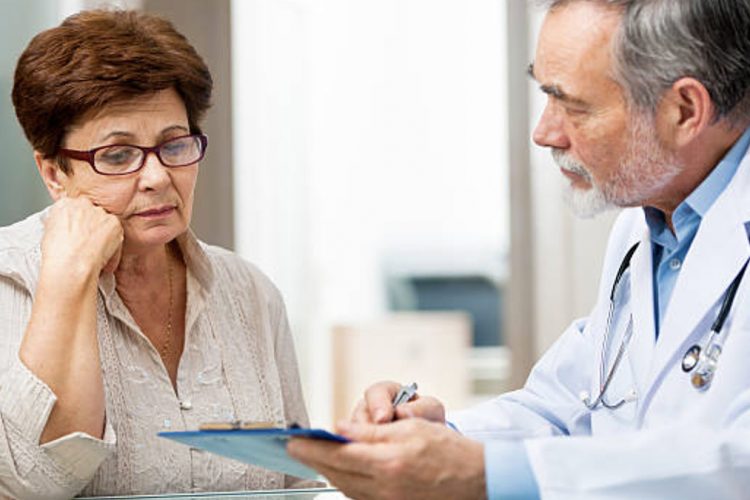 Tetë nga dhjetë pacientë gënjejnë te mjeku – Pse nuk tregojmë të vërtetën