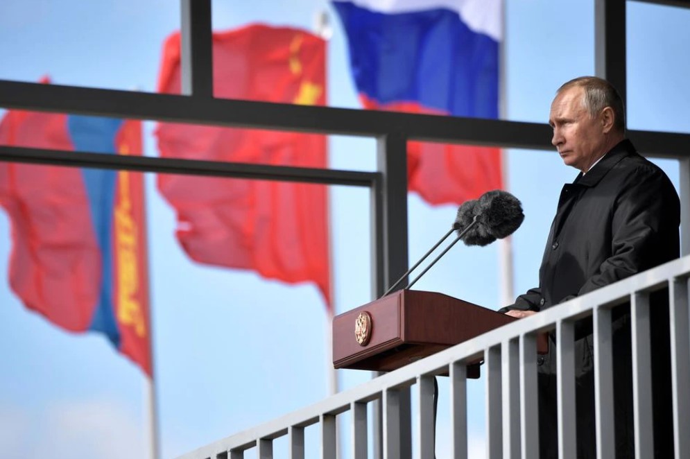 Si u tkurr ‘forca’ e Rusisë këtë vit në stërvitjet ushtarake me Kinën