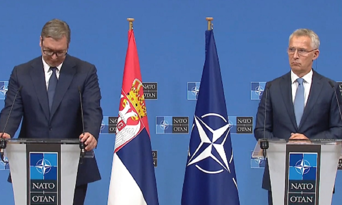 Stoltenberg takon Vuçiçin: Kemi gati forcat tona në Kosovë, veprojmë nëse do jetë e nevojshme