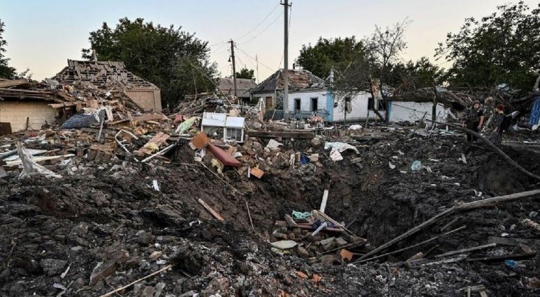 Rusia sulmon një stacion treni në Ukrainë, humbin jetën 22 persona dhe plagosen dhjetëra të tjerë