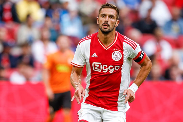 Sulmuesi i Ajaxit përleshet me grabitësit, pëson dëmtime në duar