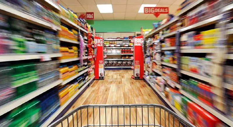 Bie dukshëm interesimi i konsumatorëve për të blerë