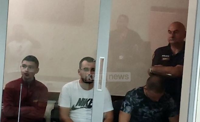 Tentoi të djegë me benzinë ish-të dashurën, gjykata lë në burg 25-vjeçarin