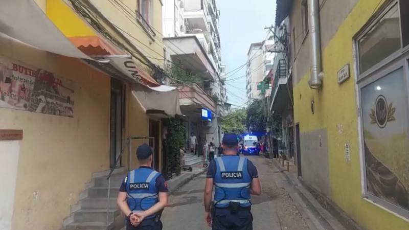 Vrau vëllanë dhe kunatën dhe u arratis, policia publikon foton e autorit të krimit të rëndë