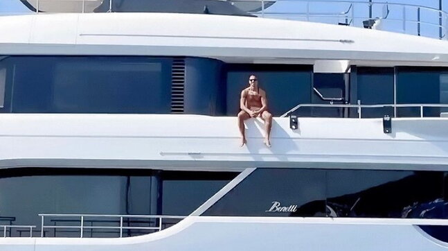 Zlatan Ibrahimovic i dhuron vetes super jahtin luksoz që kushton më shumë se 15 milionë euro