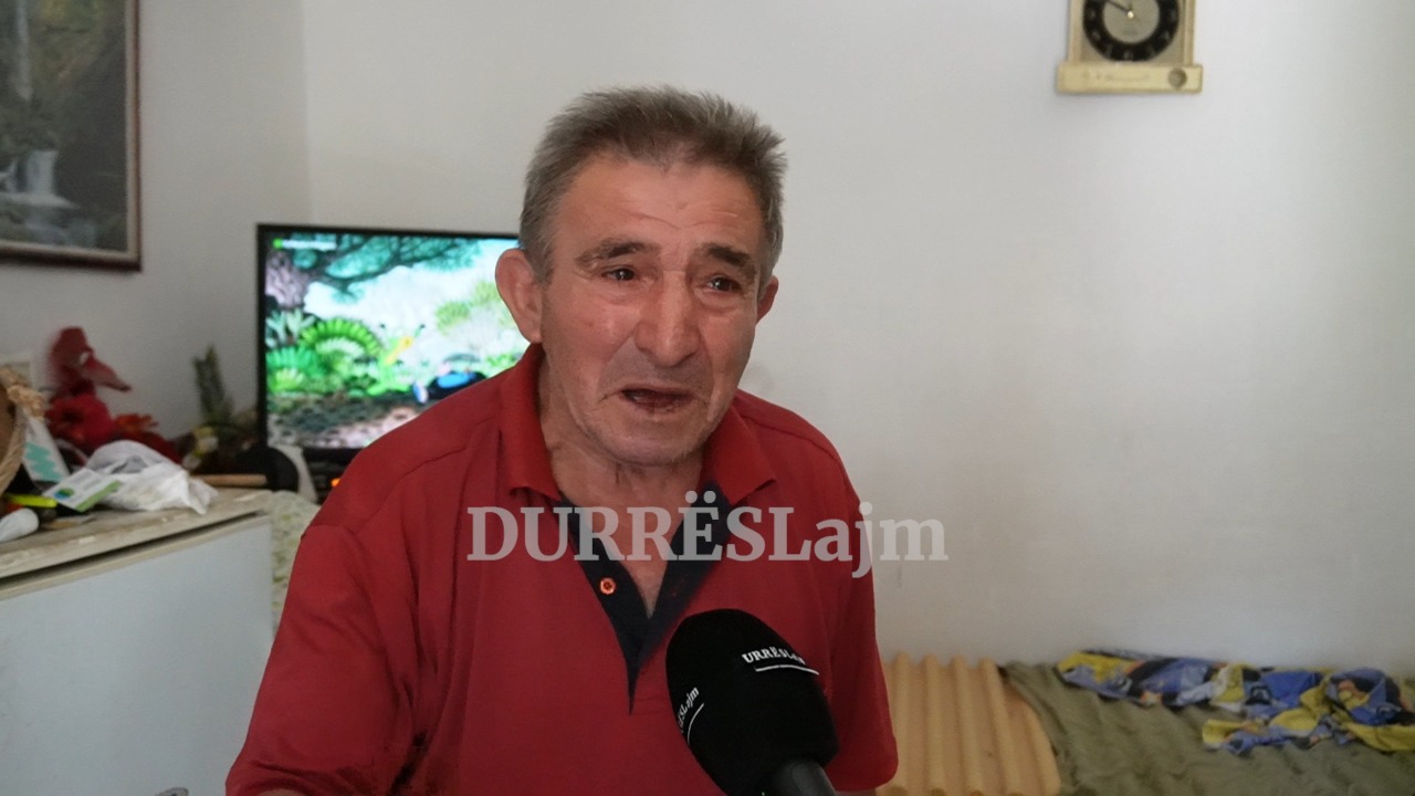 Varfëria e ulur këmbëkryq në banesën me qira të të moshuarit nga Durrësi, Taip Isufi pret me ankth riforcimin e pallatit (VIDEO)