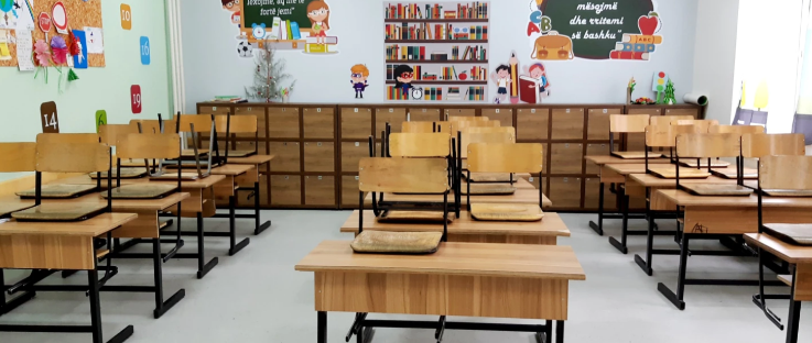 Greva e arsimtarëve bllokon mësimin në Kosovë, dështojnë bisedimet mes qeverisë dhe sindikatës