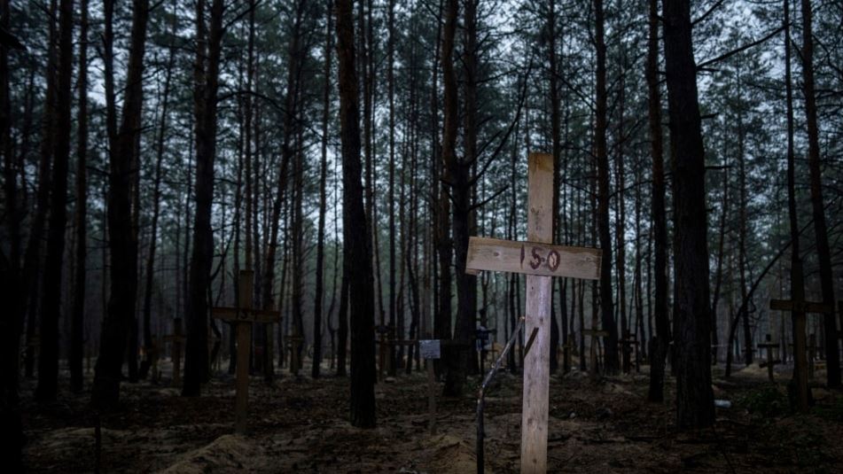 OKB: Raportet për varrezë masive në Izium të Ukrainës, tronditëse!