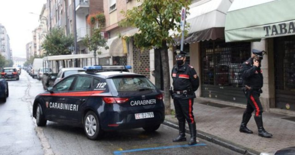 I ngacmuan të dashurën, shqiptari dhe shoku rrihen me dy italianë, të katërt në pranga