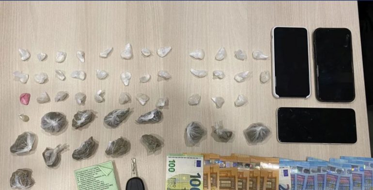 Arrestohen tre të rinj shqiptarë, si e transportonin drogën me motoçikletë dhe e fshihnin në…