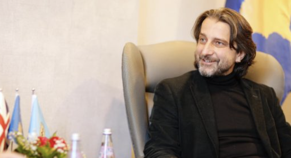 5 djem abuzuan me 11-vjeçaren në park, kryetari i Prishtinës: Hapësirat publike tashmë do të vëzhgohen nga kamerat