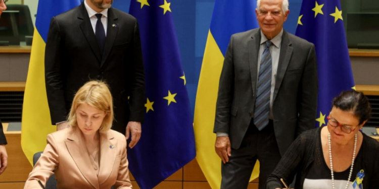 BE nënshkruan marrëveshjen, 500 milionë euro të tjera për Ukrainën