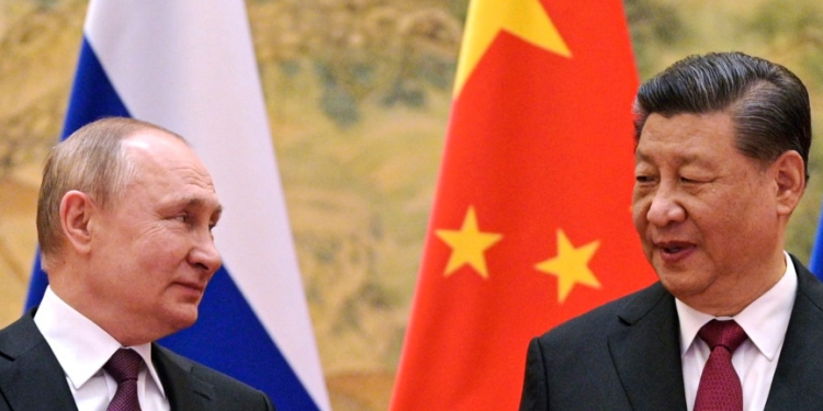 Presidenti kinez dhe Putin do të bisedojnë për luftën në Ukrainë