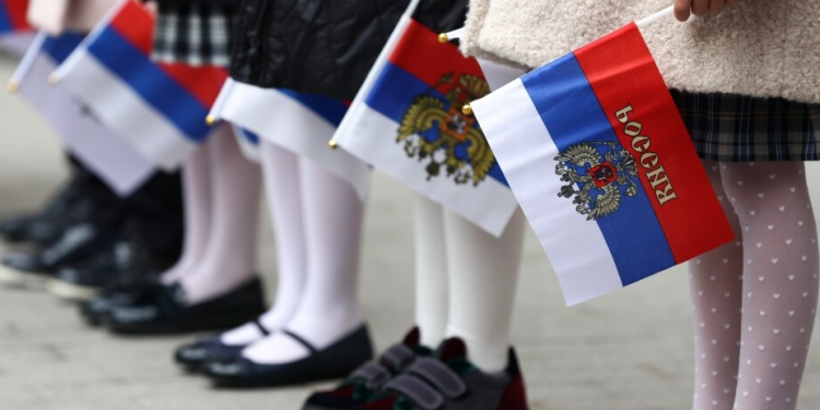 Të shtëna me armë në një shkollë në Rusi, 6 të vdekur, plagosen 20 të tjerë