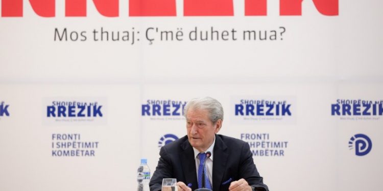 Berisha për shkarkimin e Gledis Nanos: Pati fatin të bjerë në korent në aferën ku doli emri i Olsi Ramës