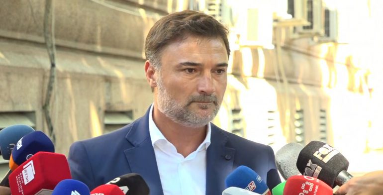 “Nuk ka ndryshim harte”/ Alibeaj: Një tjetër skenar i mazhorancës për t’i marrë në tavolinë zgjedhjet e 2023-it