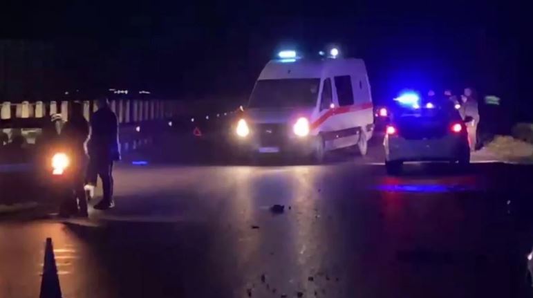 Përplasen tri makina, dy të plagosur