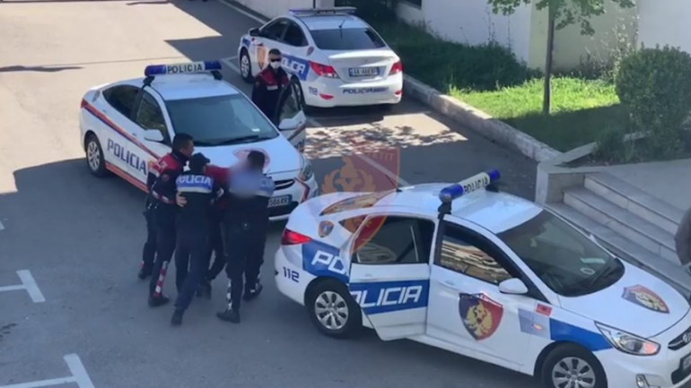 “Plasin” vjedhjet në Durrës, policia arreston dy persona