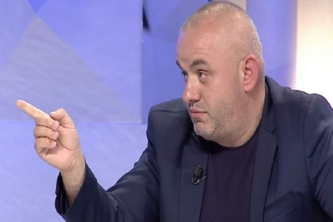 “Ervis Martinaj mund të jetë maskuar si Artan Hoxha dhe ka ikur në Amerikën Latine”, reagon gazetari: Hajde mbushi mendjen dynjasë që…