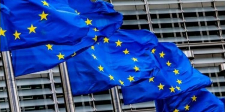 Komisioni Europian propozon pezullimin e 7.5 miliardë eurove si fond për Hungarinë (Arsyeja)