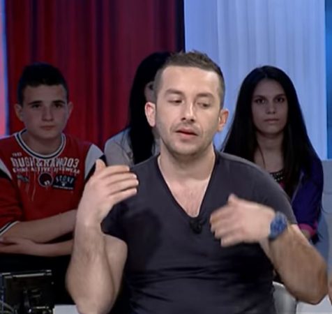 I iku policisë dhe braktisi mjetin me refugjatë, si ra në pranga pas 4 muajsh DJ Cherry