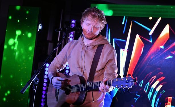 Pak pasi fitoi gjyqin për “Shape of You”, Ed Sheeran përballet përsëri me një tjetër akuzë