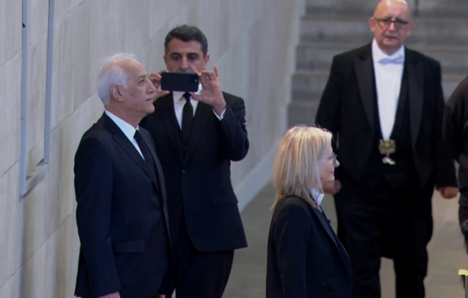 Gafa e presidentit armen në homazhet për Mbretëreshën zemëron britanikët