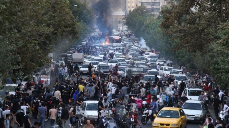 Demonstratat e dhunshme në Iran, shkon në 57 numri i të vrarëve gjatë protestave